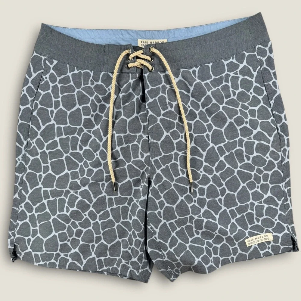 Fair Harbor Board Shorts Men's 33 Gray Blue Mosaic‎ Swim Trunks Stretch Lined